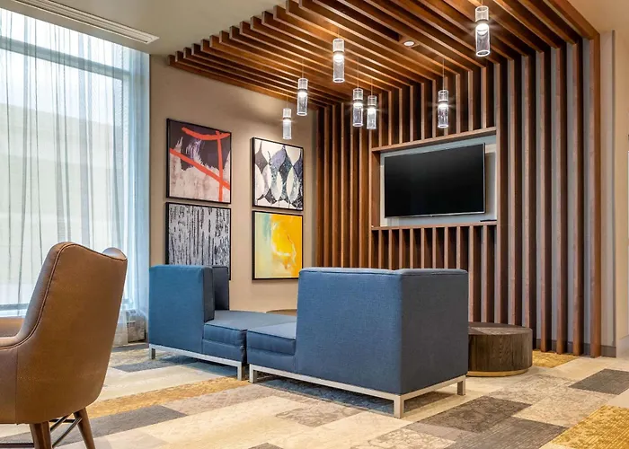 Cambria Hotel Milwaukee Downtown