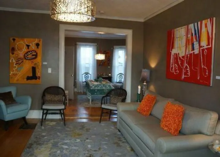 The Muse Gallery Guesthouse Milwaukee