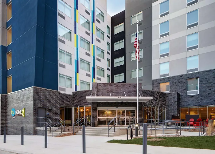 Tru By Hilton Milwaukee Downtown, Wi Hotel